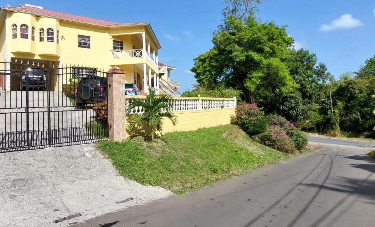 Royal Escape - 1 Hotel Anse La Raye Ngoại thất bức ảnh